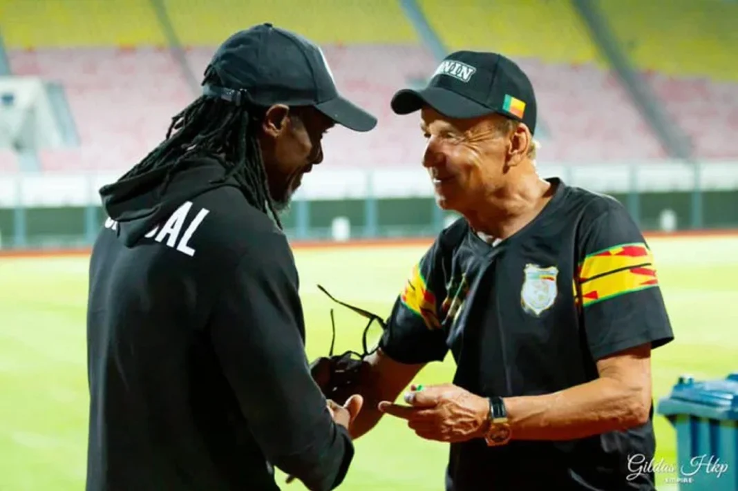 Aliou CissÃ© et Gernot Rohr